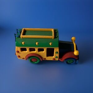 Snappit Bus‎